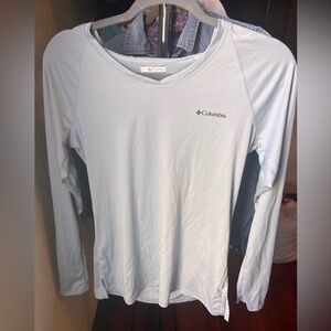 Columbia Women’s Lightweight Hooded V-neck Pale Blue Size Small